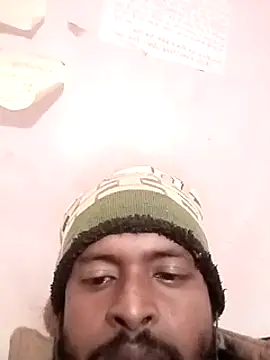 Snapshot of desicockblack chatting on 12.10.24 desicockblack online show from 12.10.24