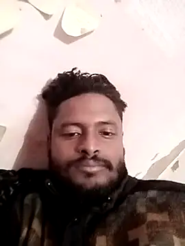 Snapshot of desicockblack chatting on 12.10.24 desicockblack online show from 12.10.24