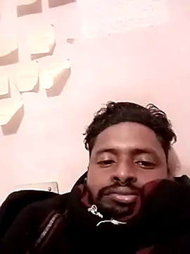 Snapshot of desicockblack chatting on 12.11.24 desicockblack online show from 12.11.24