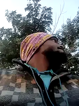 Snapshot of desicockblack chatting on 01.02.25 desicockblack online show from 01.02.25