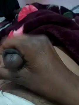 Snapshot of desicockblack chatting on 03.02.25 desicockblack online show from 03.02.25