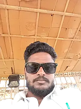 Snapshot of desicockblack chatting on 03.15.25 desicockblack online show from 03.15.25