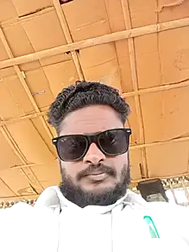 Snapshot of desicockblack chatting on 03.17.25 desicockblack online show from 03.17.25