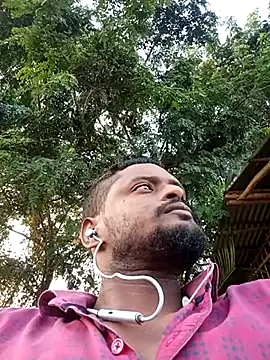 Snapshot of desicockblack chatting on 10.12.25 desicockblack online show from 10.12.25