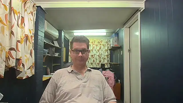 tilobinder online show from 11.16.25