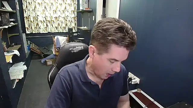 tilobinder online show from 04.25.26
