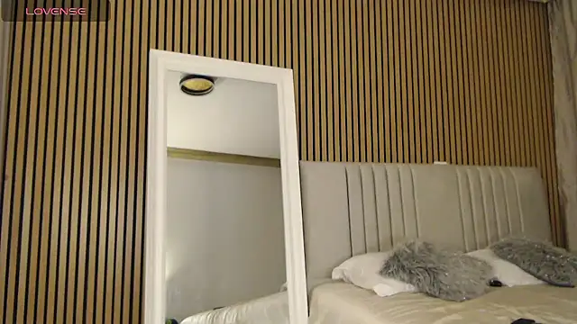 Halie May online show from 01.13.26