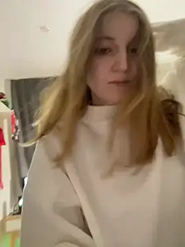 Snapshot of princessaalicc chatting on 02.04.25 princessaalicc online show from 02.04.25