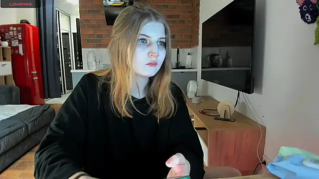 Snapshot of princessaalicc chatting on 02.08.25 princessaalicc online show from 02.08.25