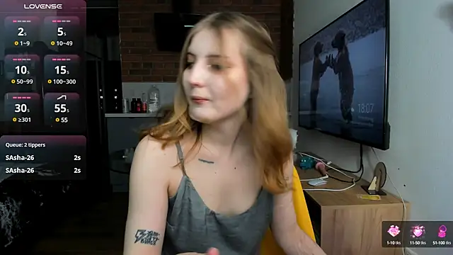 Snapshot of princessaalicc chatting on 02.17.25 princessaalicc online show from 02.17.25