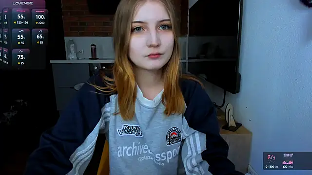 Snapshot of princessaalicc chatting on 02.28.25 princessaalicc online show from 02.28.25