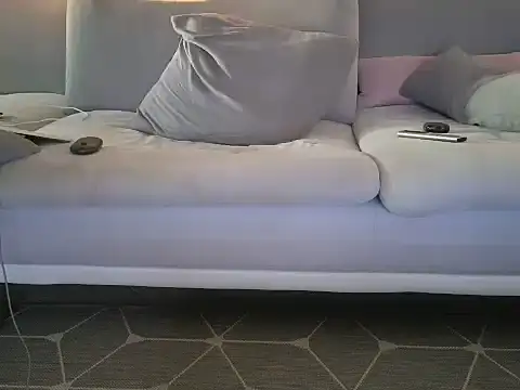 Snapshot of Laure11 chatting on 10.16.25 Laure11 online show from 10.16.25