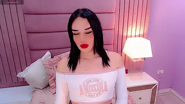 Snapshot of SexyValeriaa chatting on 12.27.24 SexyValeriaa online show from 12.27.24