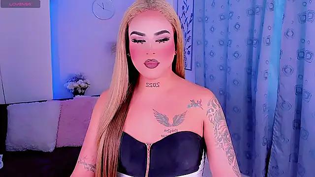 Snapshot of SexyValeriaa chatting on 04.27.26 SexyValeriaa online show from 04.27.26