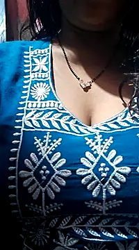 Hot-Anuska online show from 03.06.25