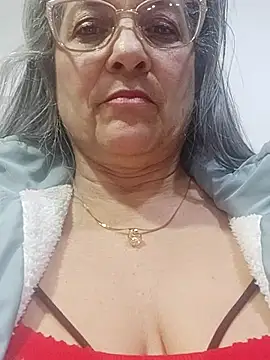 miisevvie  online show from 03.04.25