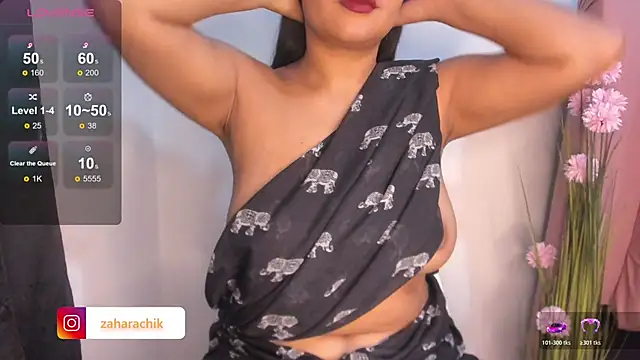 Snapshot of shara_queen1 chatting on 12.05.25 shara queen1 online show from 12.05.25