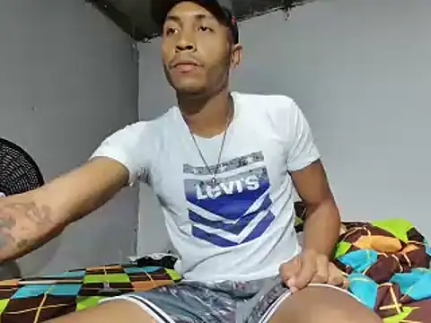 Snapshot of jeffblack2 chatting on 01.28.25 jeffblack2 online show from 01.28.25