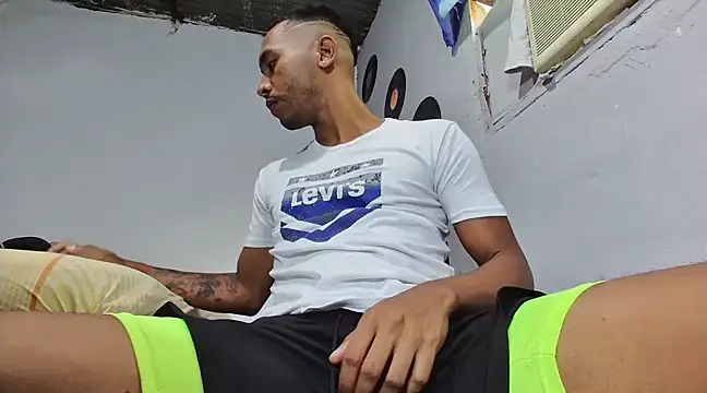 Snapshot of jeffblack2 chatting on 02.13.25 jeffblack2 online show from 02.13.25