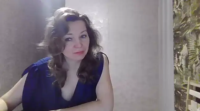 Snapshot of VselenaSun402 chatting on 02.03.25 VselenaSun402 online show from 02.03.25