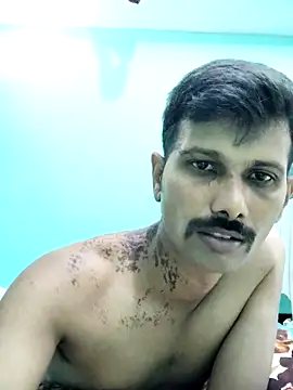 Snapshot of Tamildickxxx chatting on 12.17.24 Tamildickxxx online show from 12.17.24