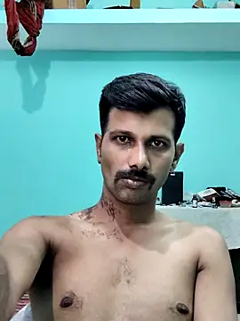 Snapshot of Tamildickxxx chatting on 12.19.24 Tamildickxxx online show from 12.19.24