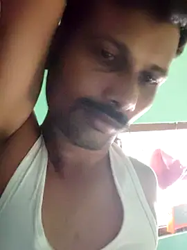 Snapshot of Tamildickxxx chatting on 12.22.24 Tamildickxxx online show from 12.22.24