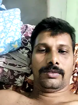 Snapshot of Tamildickxxx chatting on 11.18.25 Tamildickxxx online show from 11.18.25