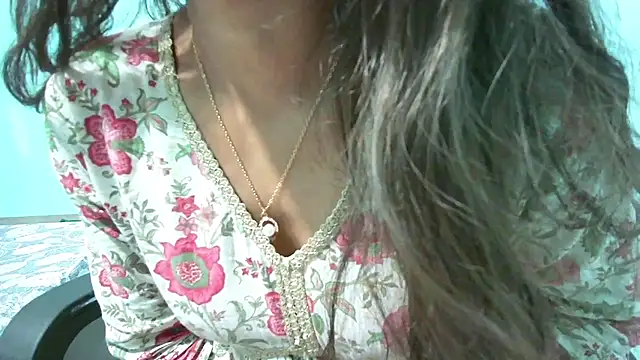 Snapshot of Only_hunny chatting on 02.17.25 Only hunny online show from 02.17.25