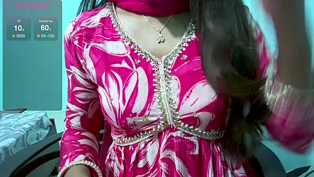 Snapshot of Only_hunny chatting on 02.27.25 Only hunny online show from 02.27.25