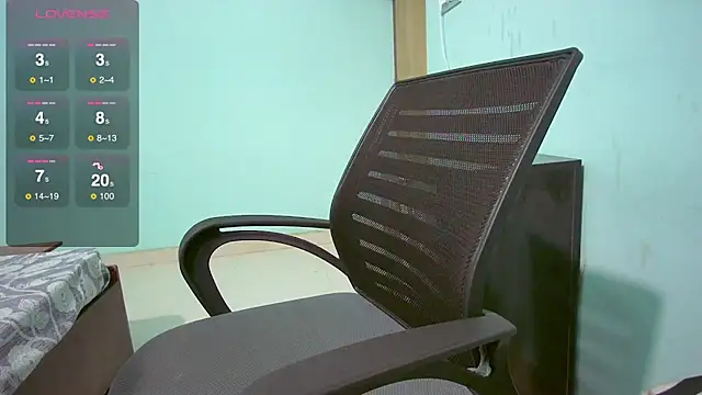 Snapshot of Only_hunny chatting on 03.02.25 Only hunny online show from 03.02.25