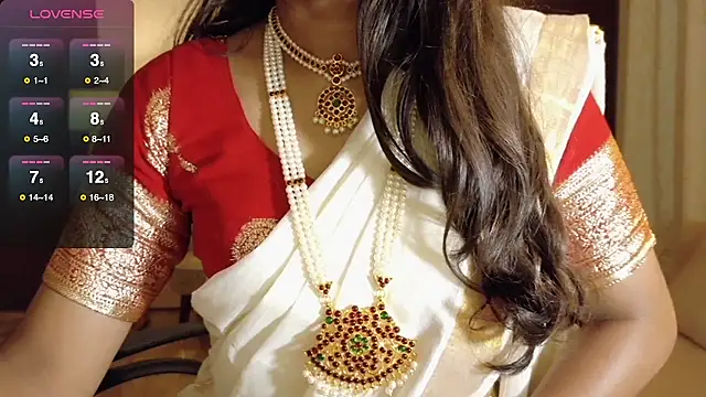 Snapshot of Only_hunny chatting on 09.19.25 Only hunny online show from 09.19.25