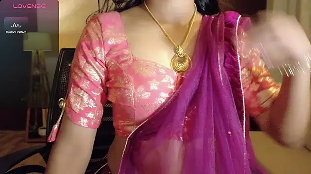 Snapshot of Only_hunny chatting on 09.23.25 Only hunny online show from 09.23.25