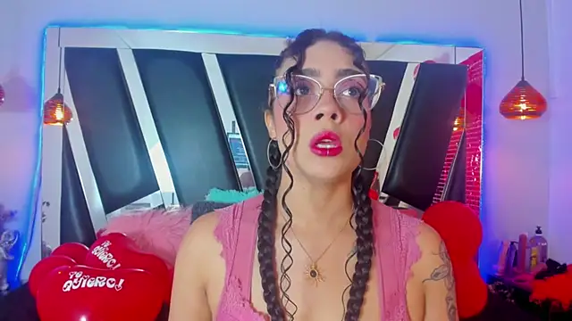 antonelllepiercee online show from 02.15.25