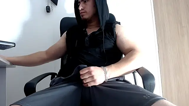 dragon1006 online show from 02.23.25