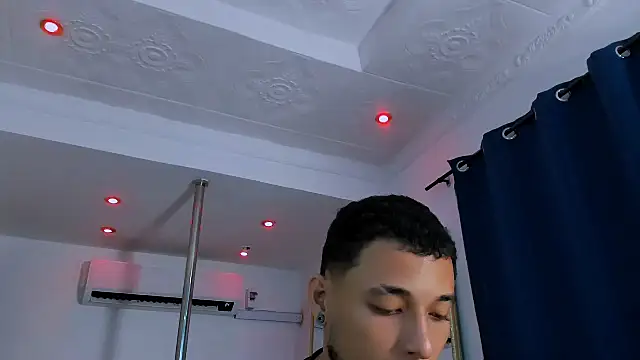 Fernanda brown18 online show from 11.26.25