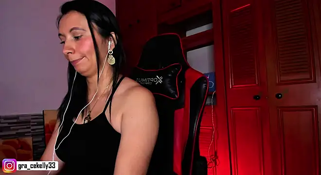 Snapshot of gracekelly12 chatting on 12.04.24 gracekelly12 online show from 12.04.24