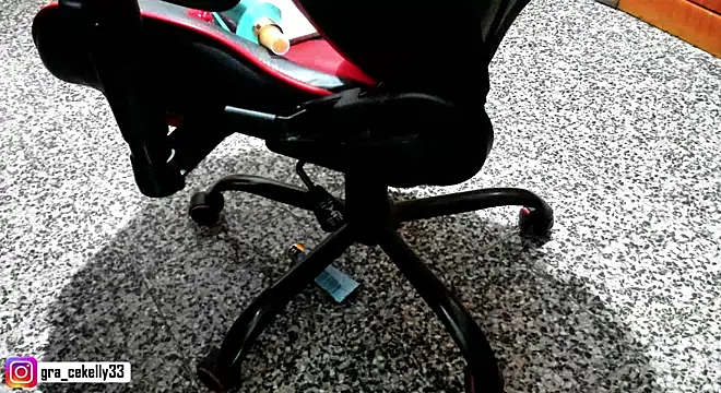 Snapshot of gracekelly12 chatting on 12.06.24 gracekelly12 online show from 12.06.24