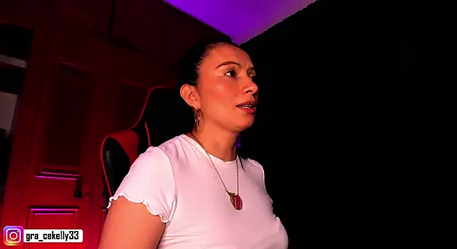 Snapshot of gracekelly12 chatting on 12.10.24 gracekelly12 online show from 12.10.24