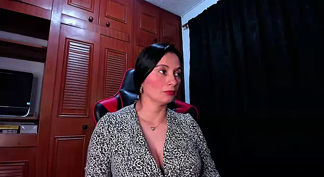 Snapshot of gracekelly12 chatting on 01.11.25 gracekelly12 online show from 01.11.25