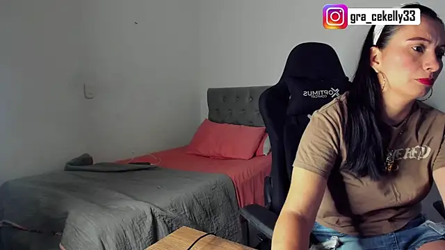 Snapshot of gracekelly12 chatting on 02.06.25 gracekelly12 online show from 02.06.25