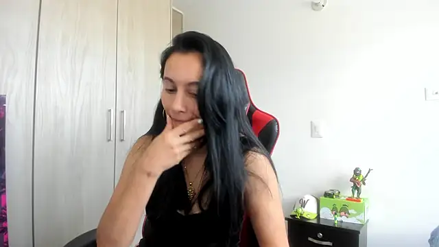 Snapshot of gracekelly12 chatting on 09.13.25 gracekelly12 online show from 09.13.25