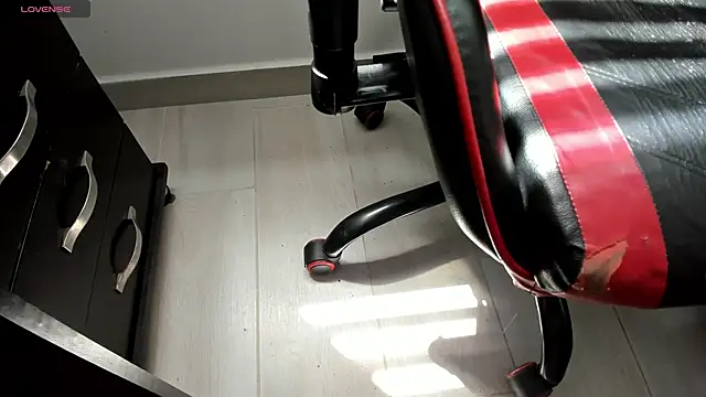 Snapshot of gracekelly12 chatting on 12.03.25 gracekelly12 online show from 12.03.25