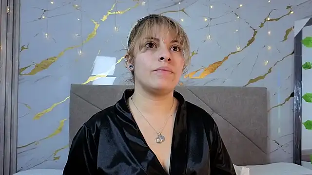 agatha 97  online show from 10.10.25