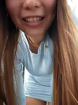 Snapshot of rapunzel069 chatting on 02.22.25 rapunzel069 online show from 02.22.25