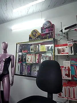 Snapshot of rapunzel069 chatting on 10.17.25 rapunzel069 online show from 10.17.25