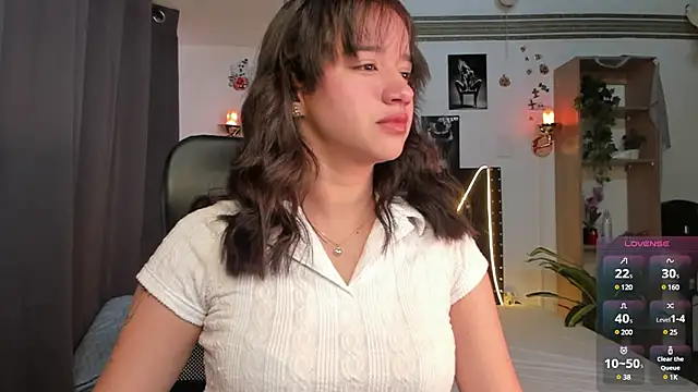 emilyrouxe online show from 03.04.25