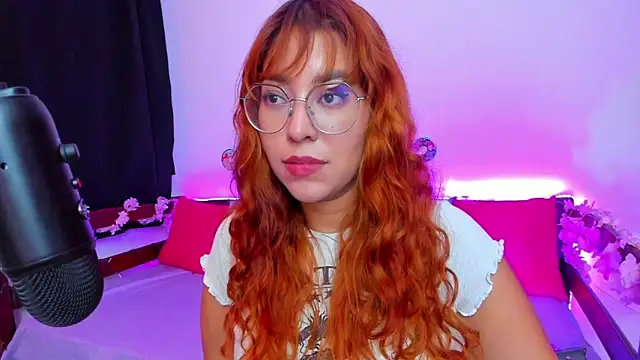  Moon Johnson online show from 09.14.25