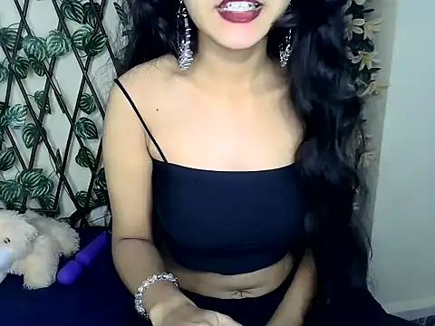 SUZY FROMUS online show from 01.18.25