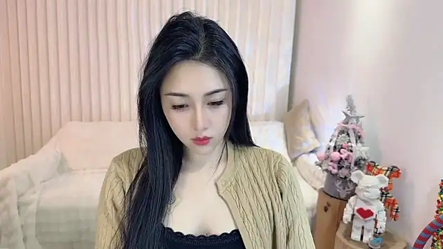 Snapshot of K-moumou chatting on 02.03.25 K-moumou online show from 02.03.25